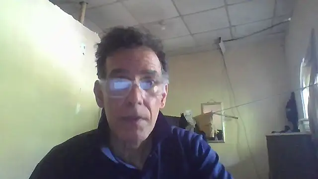 Snapshot of CaptainFox chatting on 07-07-26, 08:34 CaptainFox online show from 07-07-26, 08:34