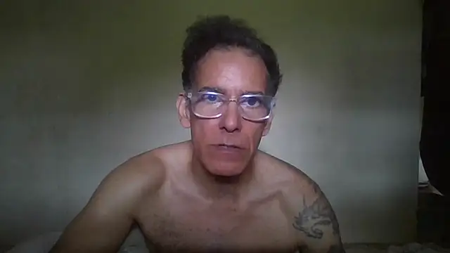 Snapshot of CaptainFox chatting on 07-20-26, 05:04 CaptainFox online show from 07-20-26, 05:04
