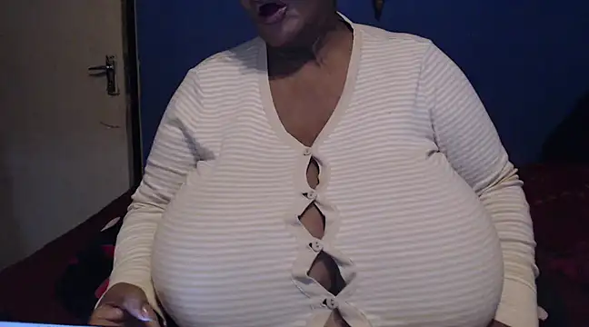 Snapshot of CUTEFIRMMELONSS chatting on 03-07-25, 03:51 CUTEFIRMMELONSS online show from 03-07-25, 03:51