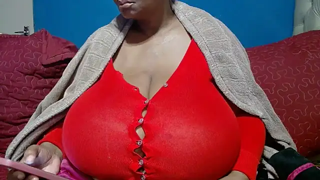 Snapshot of CUTEFIRMMELONSS chatting on 05-31-26, 03:45 CUTEFIRMMELONSS online show from 05-31-26, 03:45