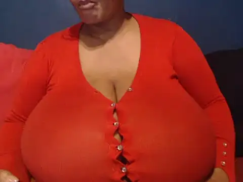 Snapshot of CUTEFIRMMELONSS chatting on 02-27-25, 04:24 CUTEFIRMMELONSS online show from 02-27-25, 04:24