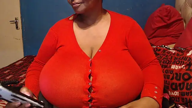 CUTEFIRMMELONSS online show from 11-06-25, 07:18