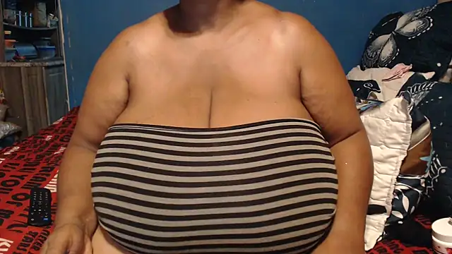 CUTEFIRMMELONSS online show from 02-28-26, 07:35