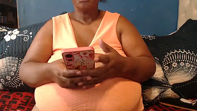 CUTEFIRMMELONSS online show from 02-25-26, 07:19