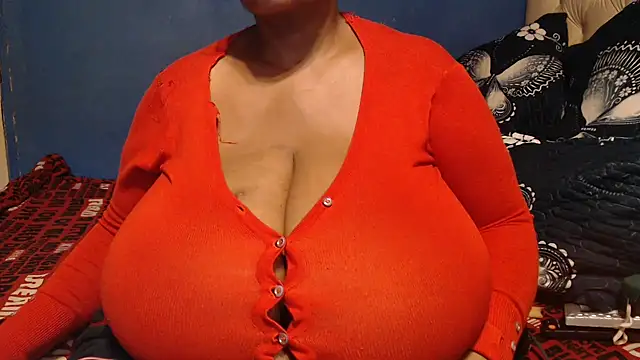 CUTEFIRMMELONSS online show from 03-23-26, 07:36