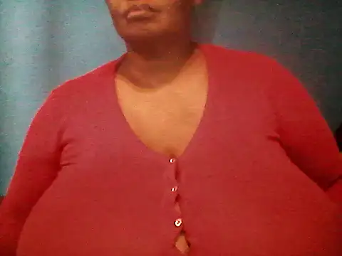 Snapshot of CUTEFIRMMELONSS chatting on 02-25-25, 12:05 CUTEFIRMMELONSS online show from 02-25-25, 12:05