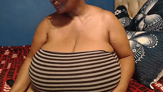 CUTEFIRMMELONSS online show from 03-06-26, 08:48