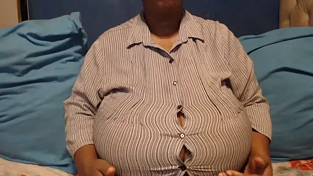 CUTEFIRMMELONSS online show from 02-10-26, 04:00