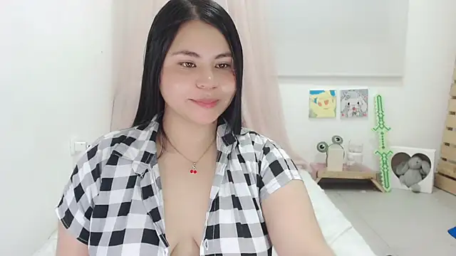 Snapshot of Youlittlepervertt_ chatting on 11-20-25, 11:25 Youlittlepervertt online show from 11-20-25, 11:25