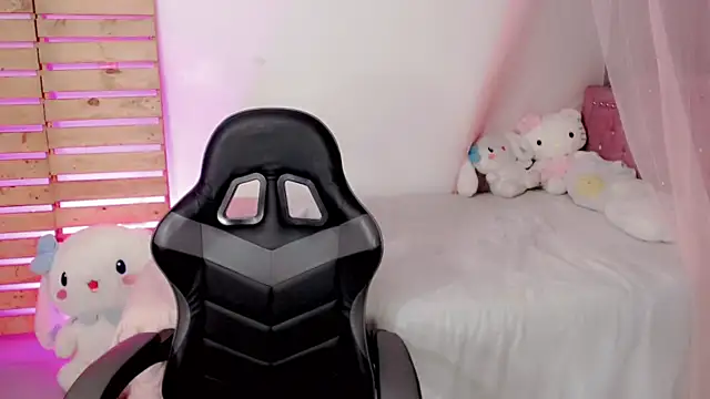 Snapshot of Youlittlepervertt_ chatting on 09-22-25, 02:28 Youlittlepervertt online show from 09-22-25, 02:28