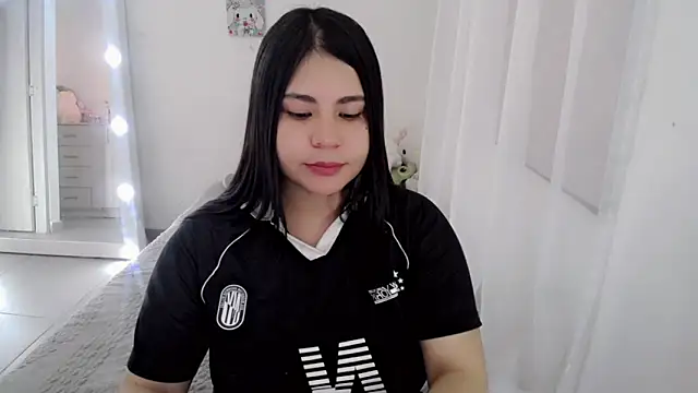 Snapshot of Youlittlepervertt_ chatting on 05-20-26, 02:08 Youlittlepervertt online show from 05-20-26, 02:08