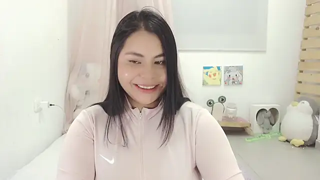 Snapshot of Youlittlepervertt_ chatting on 11-06-25, 08:18 Youlittlepervertt online show from 11-06-25, 08:18