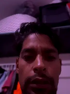 Snapshot of thegoldensexting420 chatting on 10-17-25, 07:33 thegoldensexting420 online show from 10-17-25, 07:33