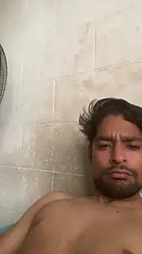 Snapshot of thegoldensexting420 chatting on 11-17-25, 11:31 thegoldensexting420 online show from 11-17-25, 11:31