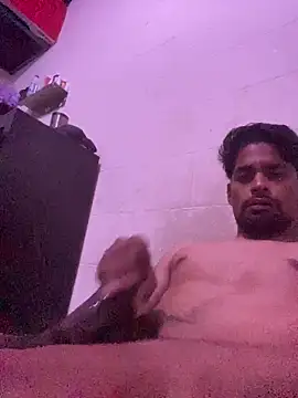 Snapshot of thegoldensexting420 chatting on 10-21-25, 06:57 thegoldensexting420 online show from 10-21-25, 06:57