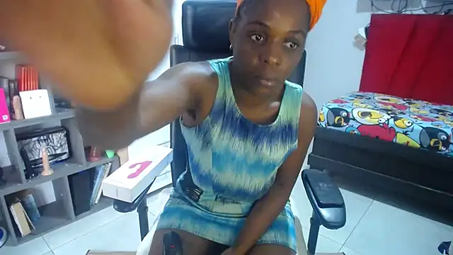 Snapshot of Shaniko89 chatting on 09-26-25, 05:47 Shaniko89 online show from 09-26-25, 05:47