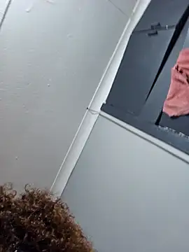 Shaniko89 online show from 03-10-26, 06:28