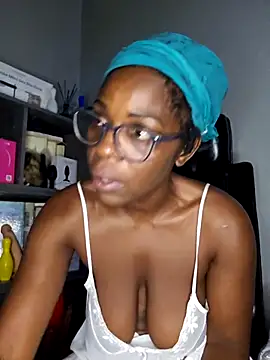 Shaniko89 online show from 03-02-26, 06:03