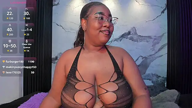 Snapshot of Darnellqueen chatting on 05-02-26, 07:57 Darnellqueen online show from 05-02-26, 07:57