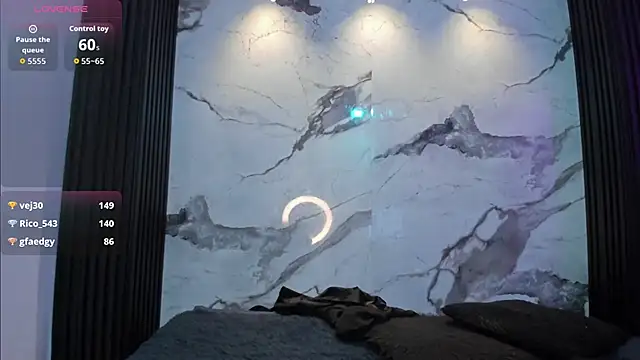 Snapshot of Darnellqueen chatting on 02-14-26, 12:16 Darnellqueen online show from 02-14-26, 12:16