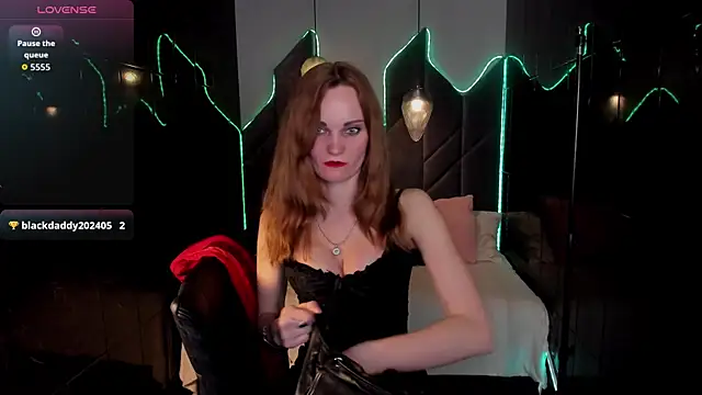 SaraSubtlety online show from 04-18-26, 07:18