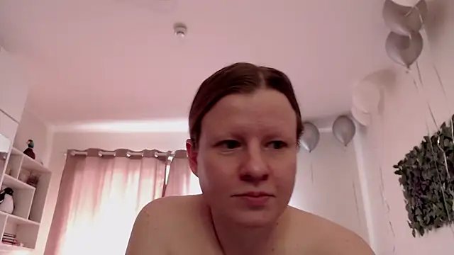 Snapshot of Exponent_5 chatting on 05-16-26, 03:11 Exponent 5 online show from 05-16-26, 03:11