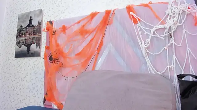 lara murphy online show from 10-29-25, 04:00