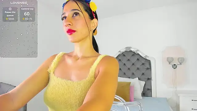 Valentina Ross  online show from 07-07-26, 11:58