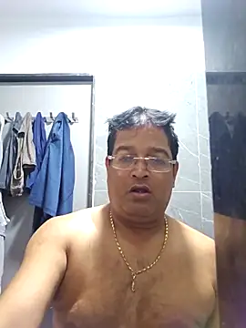 Snapshot of NH2022 chatting on 05-07-26, 02:38 NH2022 online show from 05-07-26, 02:38