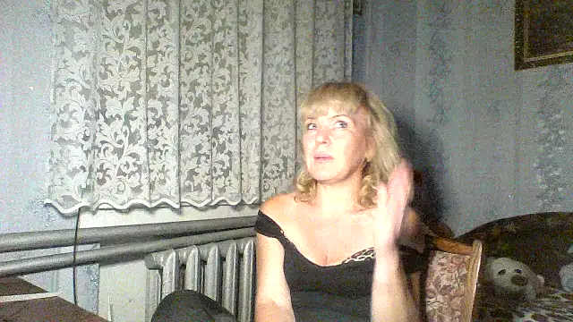 Snapshot of Annie_Heart chatting on 09-08-25, 09:14 Annie Heart online show from 09-08-25, 09:14