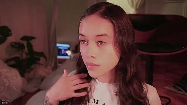  Avriles  online show from 02-13-26, 01:38