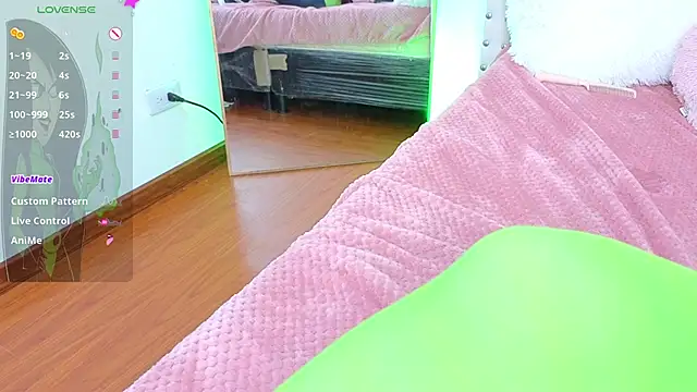 Hikikodoll   online show from 09-21-25, 11:21