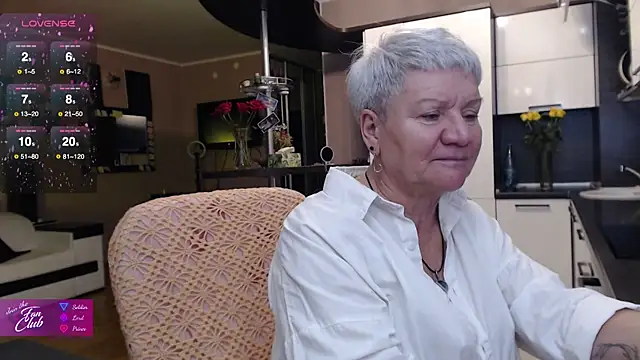 roxana brooks online show from 11-11-25, 02:56