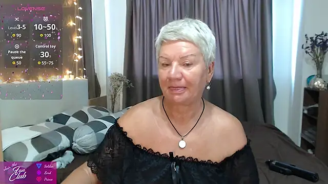 roxana brooks online show from 06-03-26, 12:44