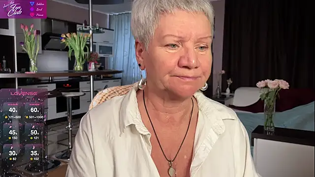Snapshot of roxana_brooks chatting on 03-11-25, 01:34 roxana brooks online show from 03-11-25, 01:34