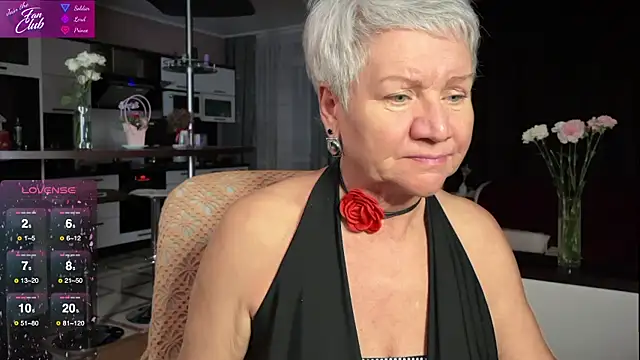 Snapshot of roxana_brooks chatting on 03-22-25, 05:31 roxana brooks online show from 03-22-25, 05:31