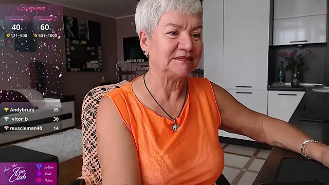 Snapshot of roxana_brooks chatting on 07-05-26, 08:10 roxana brooks online show from 07-05-26, 08:10