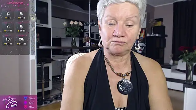 Snapshot of roxana_brooks chatting on 10-02-25, 06:11 roxana brooks online show from 10-02-25, 06:11
