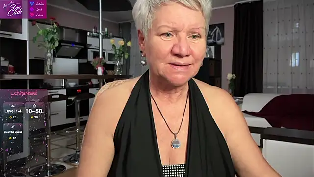Snapshot of roxana_brooks chatting on 02-10-25, 06:24 roxana brooks online show from 02-10-25, 06:24