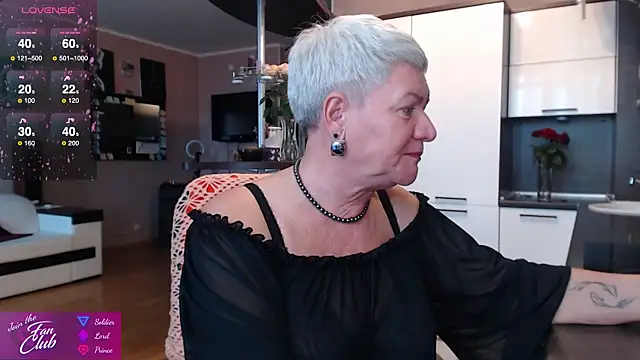 Snapshot of roxana_brooks chatting on 10-07-25, 02:40 roxana brooks online show from 10-07-25, 02:40