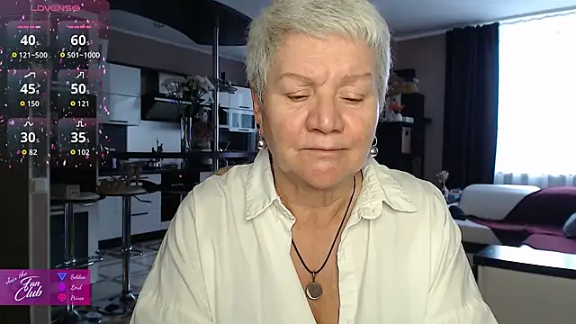 roxana brooks online show from 03-04-26, 02:36