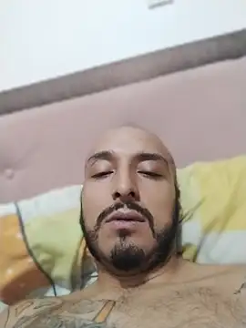 KenllyH online show from 03-24-26, 04:01