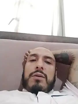 KenllyH online show from 12-16-25, 10:03