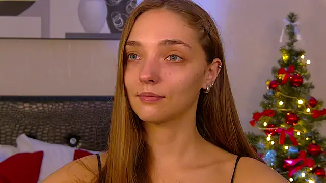 VirginieCruz online show from 12-23-25, 05:40