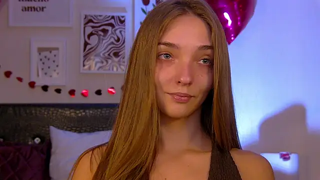 VirginieCruz online show from 02-17-26, 05:43