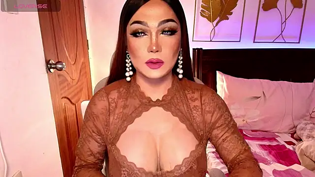 Snapshot of MissPattyShemalexxx chatting on 07-09-26, 11:53 MissPattyShemalexxx online show from 07-09-26, 11:53