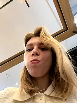 ValenciaShock online show from 09-19-25, 06:50