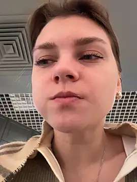 ValenciaShock online show from 11-19-25, 06:46