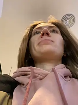 ValenciaShock online show from 02-19-25, 08:22