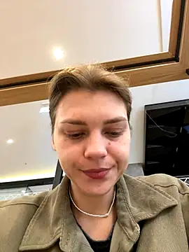 ValenciaShock online show from 10-17-25, 06:39